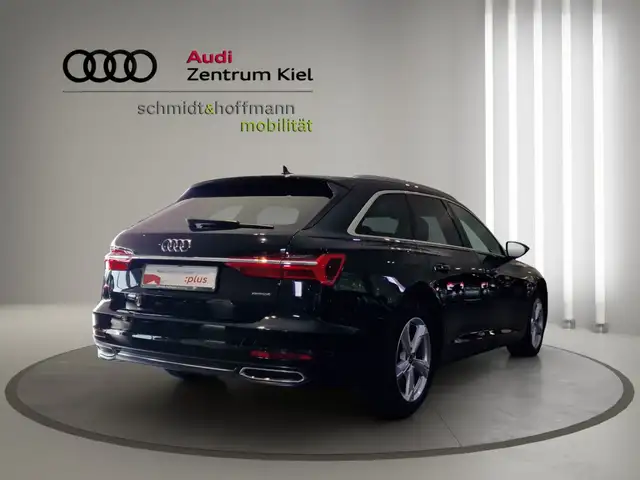 Audi A6 view 6