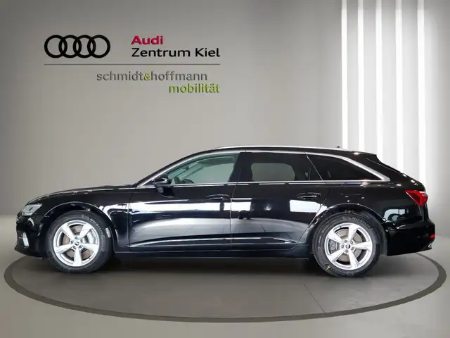Audi A6 view 3