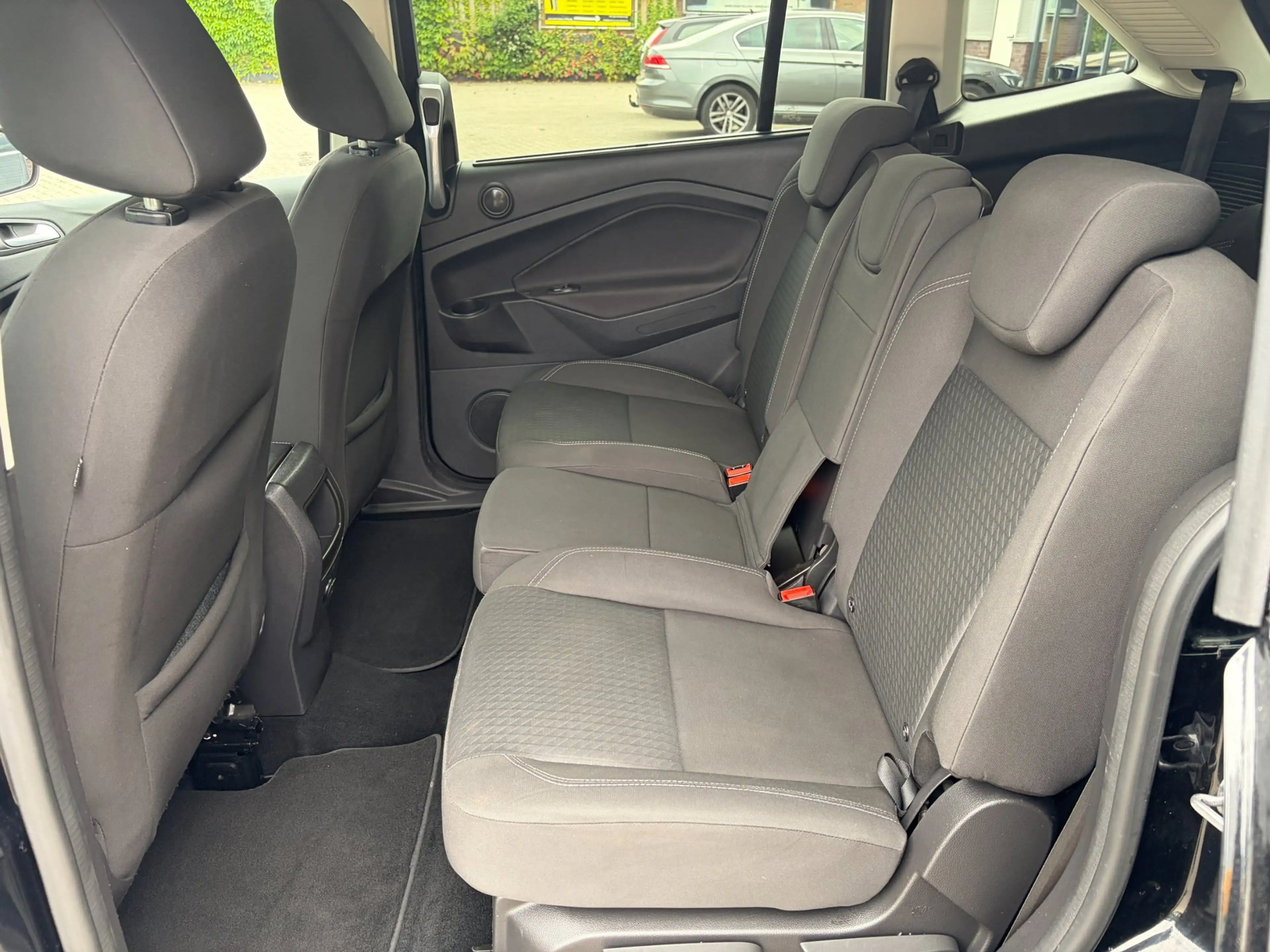 Ford Grand C-Max 1.0 Trend 7pers / Navi / PDC / Trekhaak — photo 11