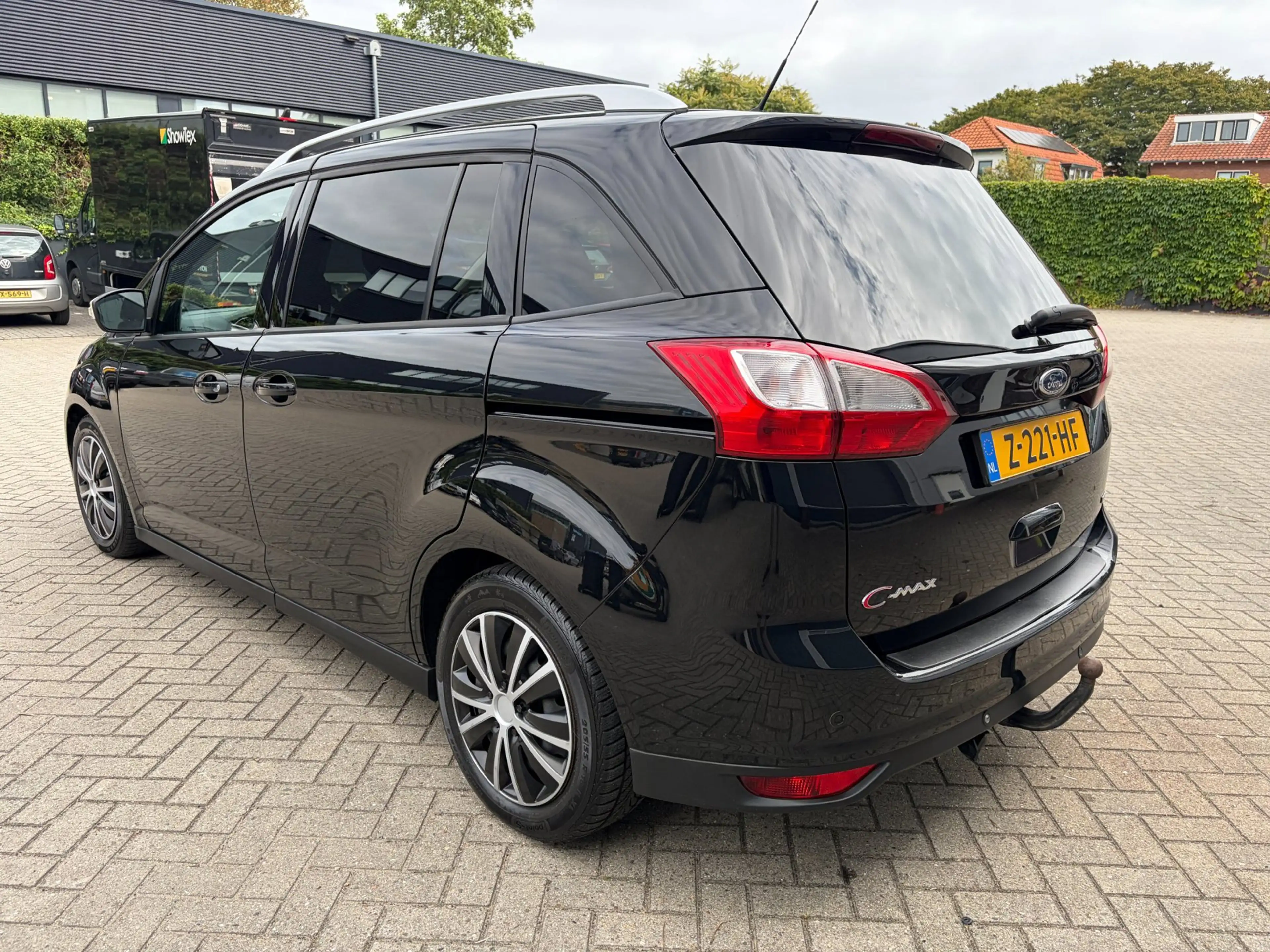 Ford Grand C-Max 1.0 Trend 7pers / Navi / PDC / Trekhaak — photo 4