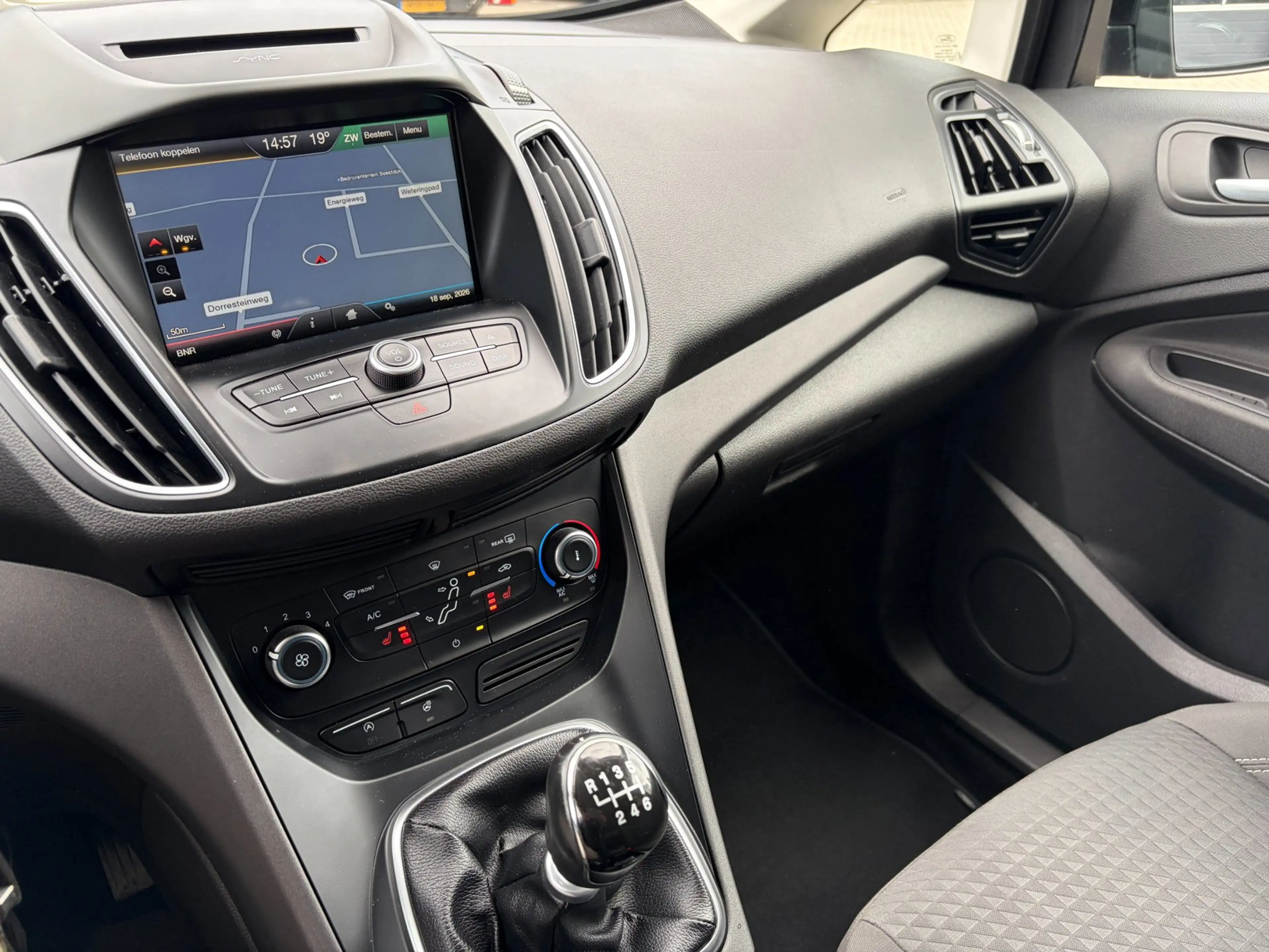 Ford Grand C-Max 1.0 Trend 7pers / Navi / PDC / Trekhaak — photo 12