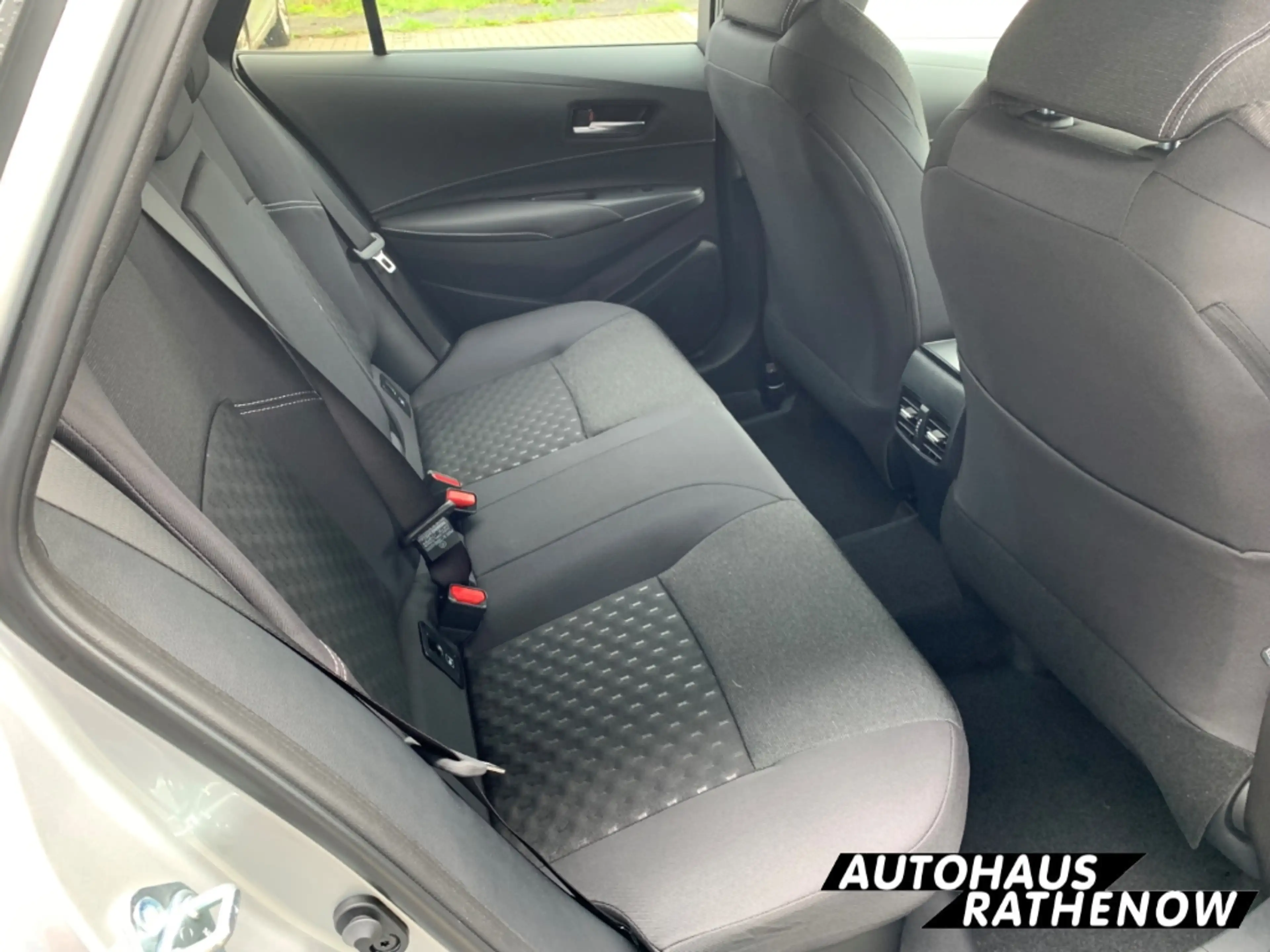 Suzuki Swace 1.8 Hybrid Comfort+ Navi Digitales Cockpit LED Meh — photo 14