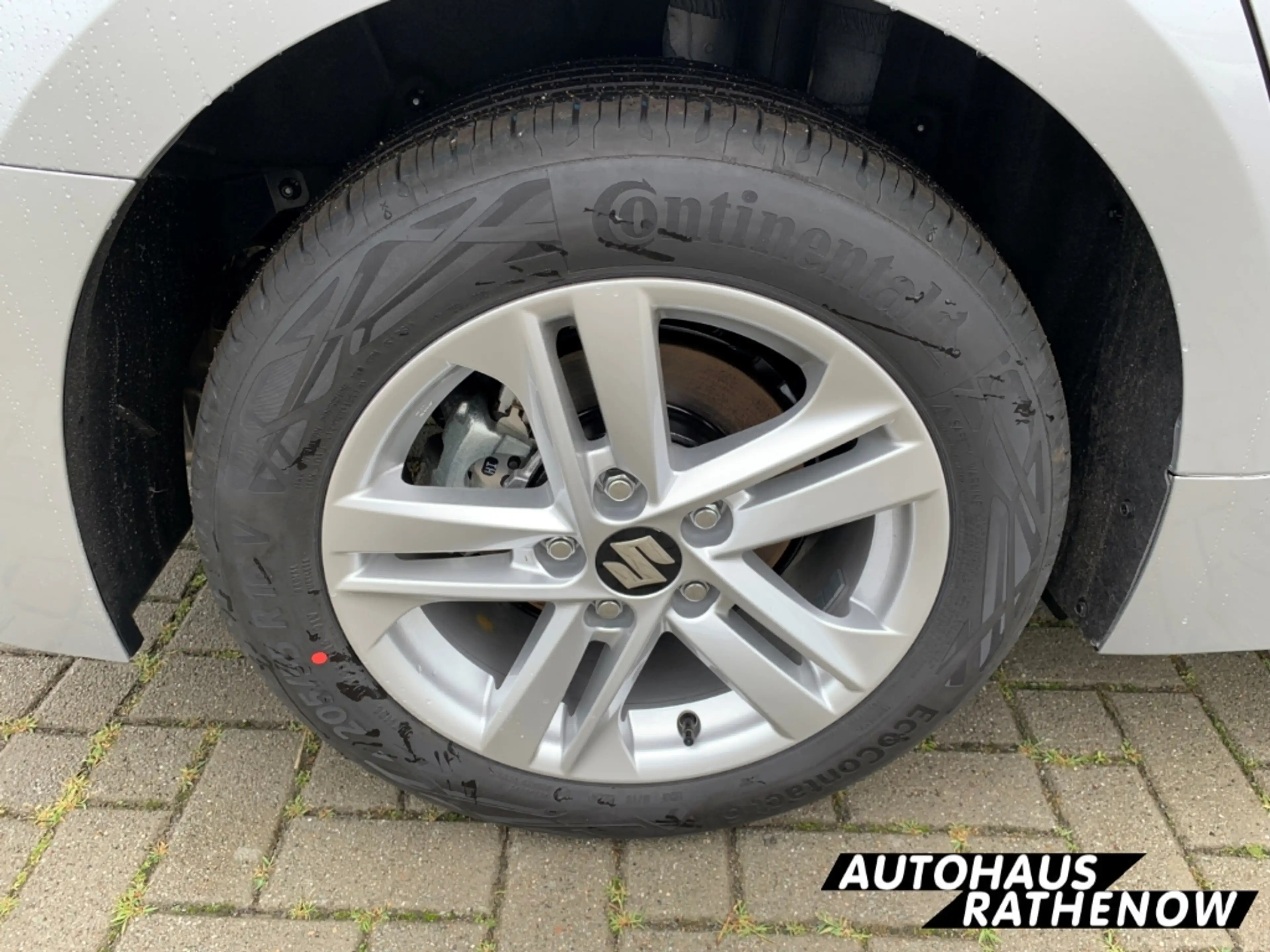 Suzuki Swace 1.8 Hybrid Comfort+ Navi Digitales Cockpit LED Meh — photo 10