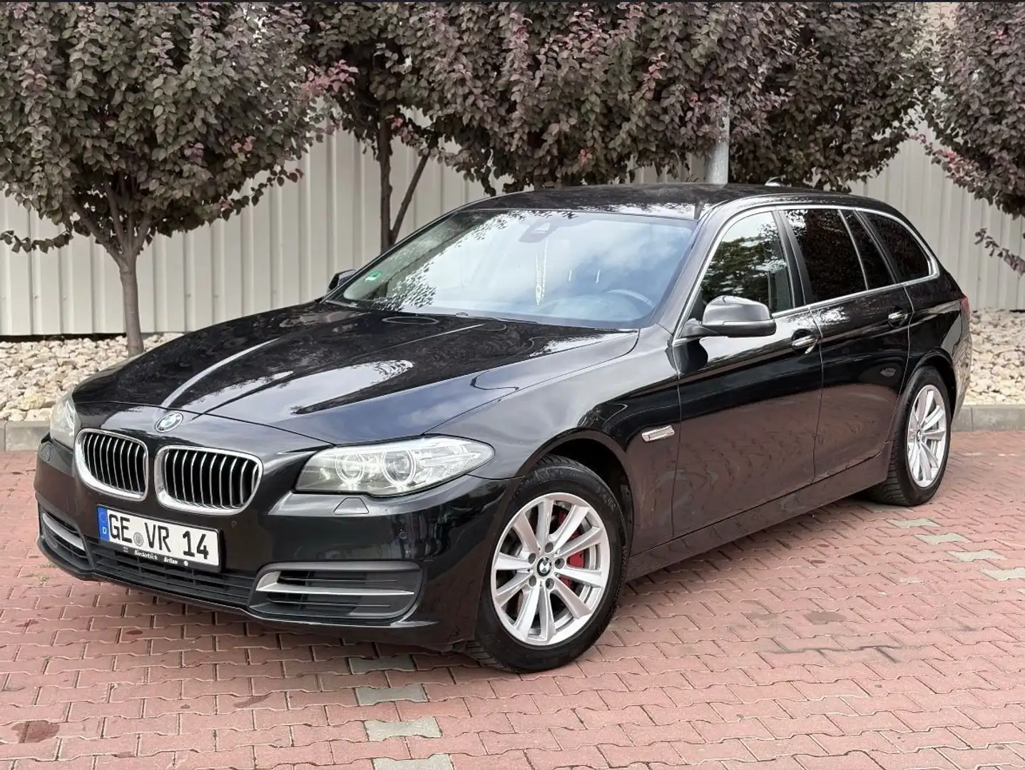 BMW 530 530d xDrive Touring Aut. - 1