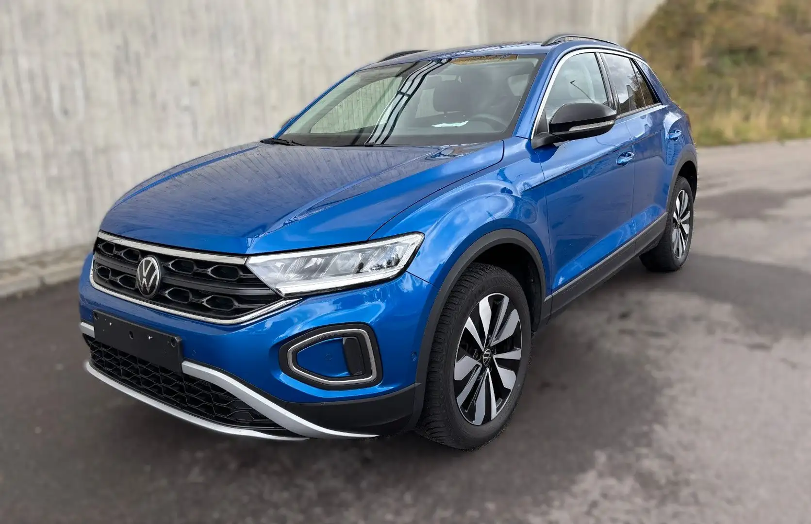 Volkswagen T-Roc Move,LED, - 1