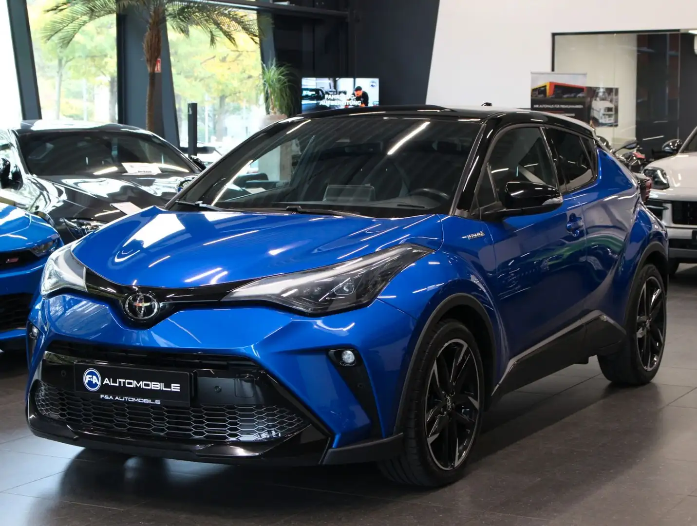 Toyota C-HR Hybrid GR Sport 2.0 EU6d Kamera+Navi+LED Blau - 1