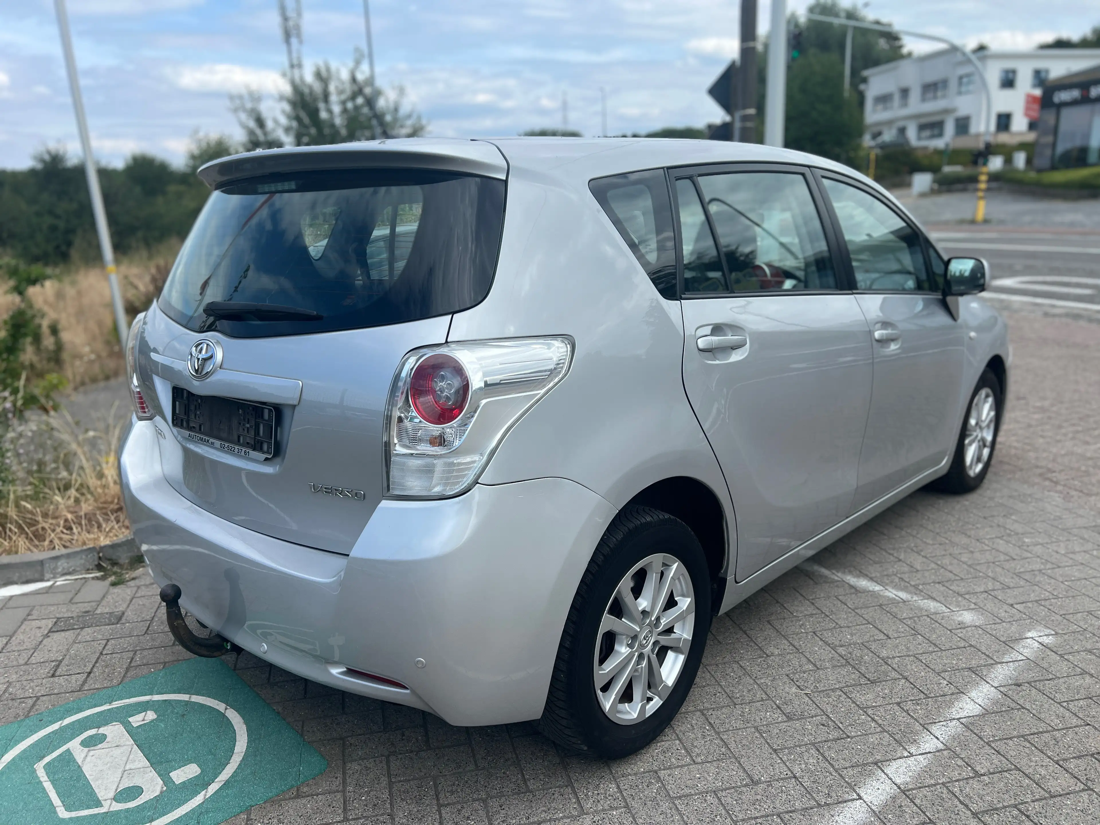 Toyota Verso Verso 1.8i Executive Multidrive S 7pl. — photo 3