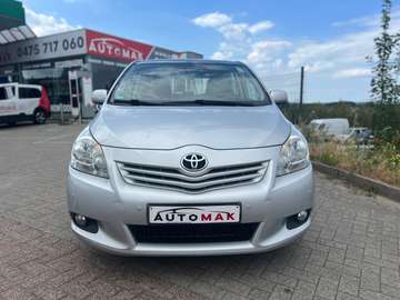 Verso 1.8i Executive Multidrive S 7pl.