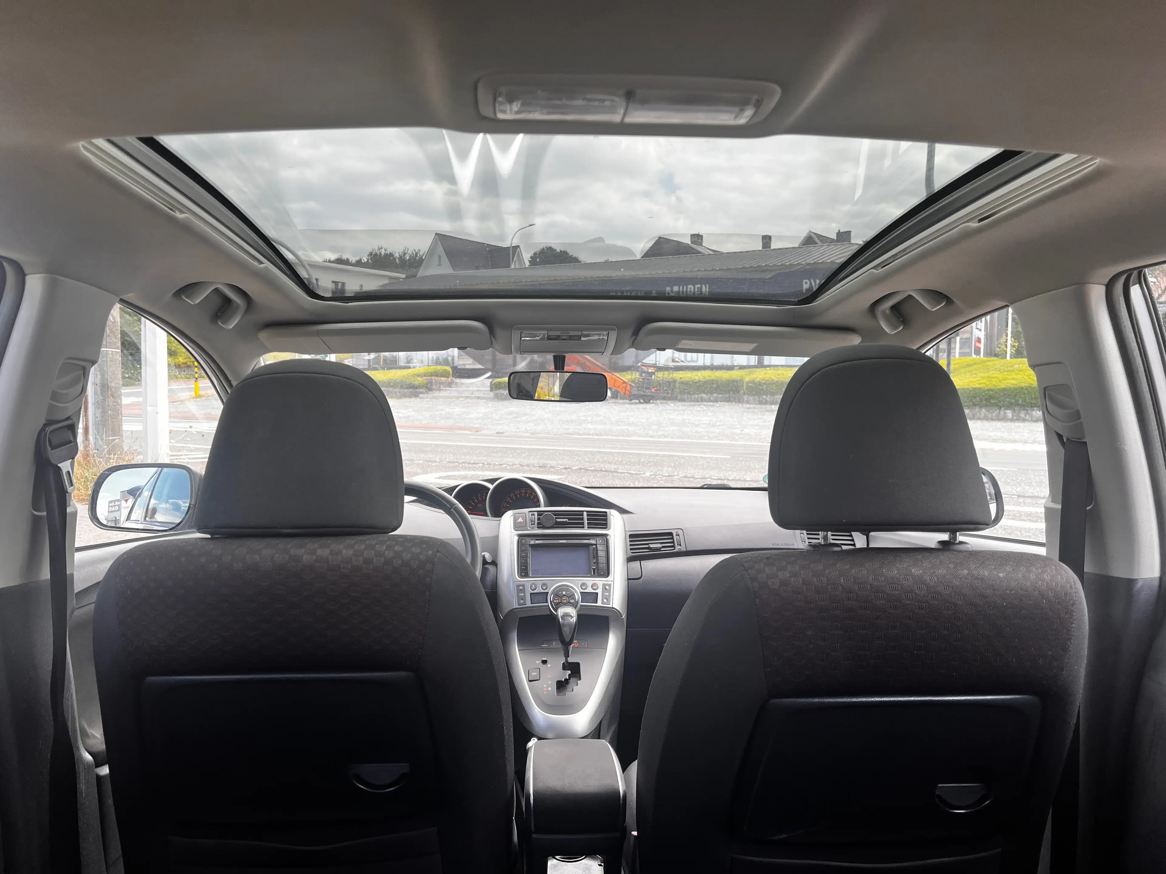 Toyota Verso Verso 1.8i Executive Multidrive S 7pl. — photo 12