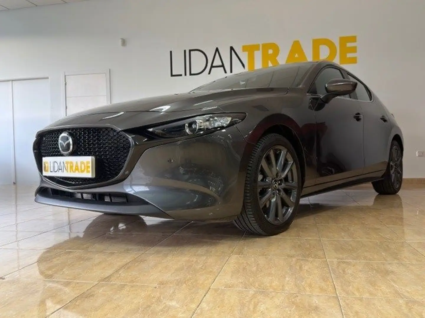 Mazda 3 2.5L E-SKY G MHEV 103kW 6AT Centre-line Gris - 2