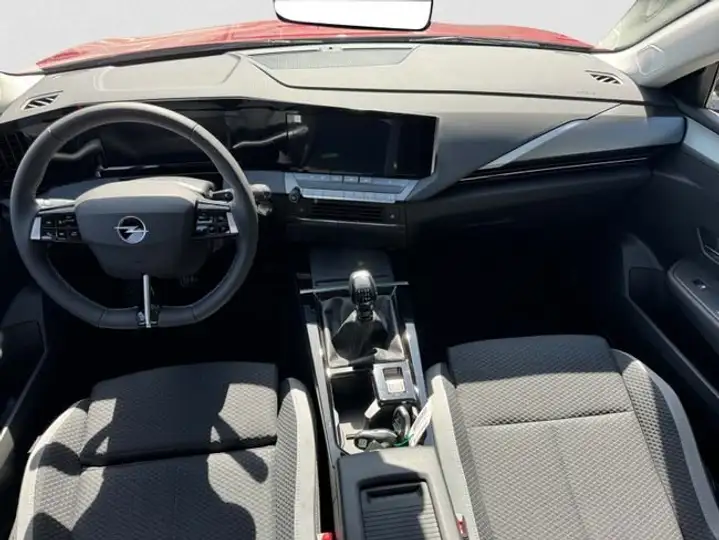 Opel Astra 2025, foto 10