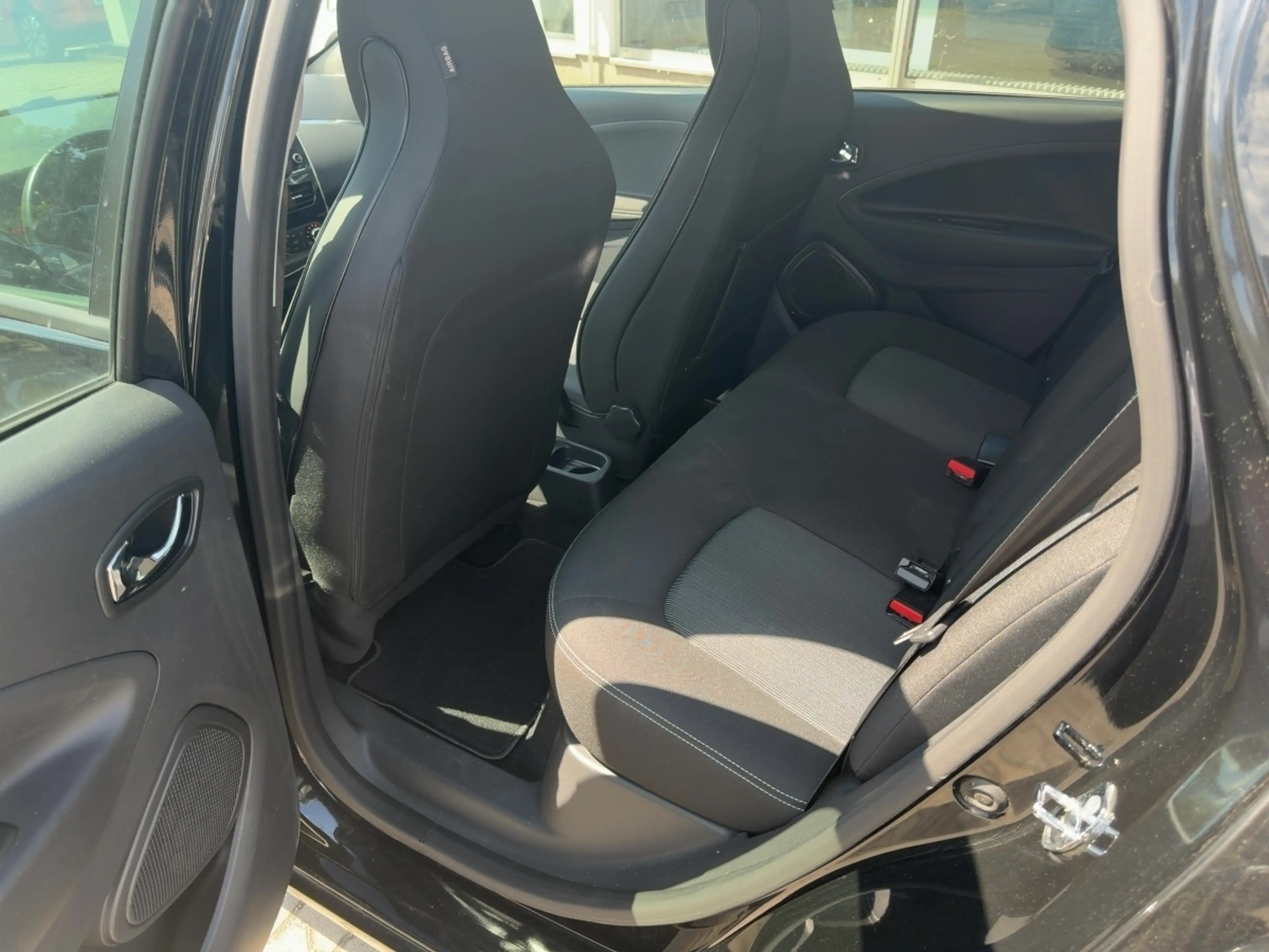Renault ZOE LIFE — photo 8