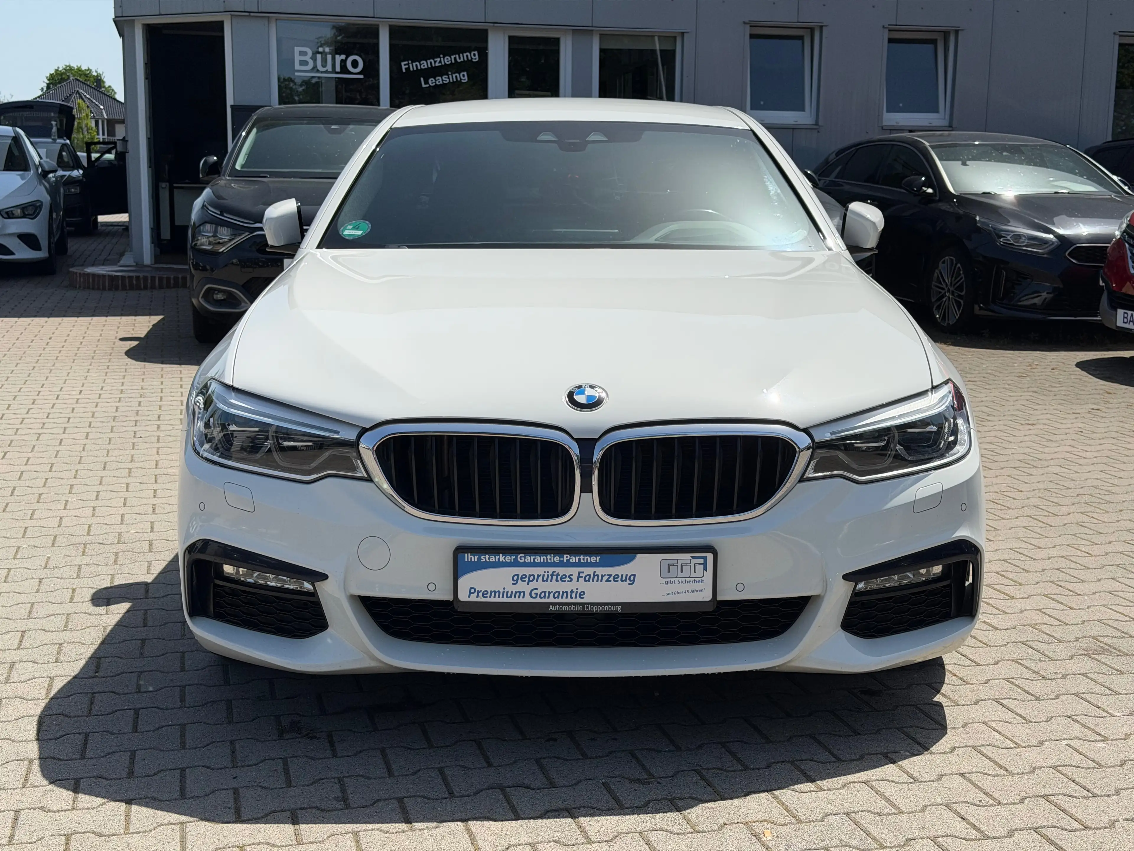 BMW 525 d M Sport *Head-up*Keyless*LED* — photo 2