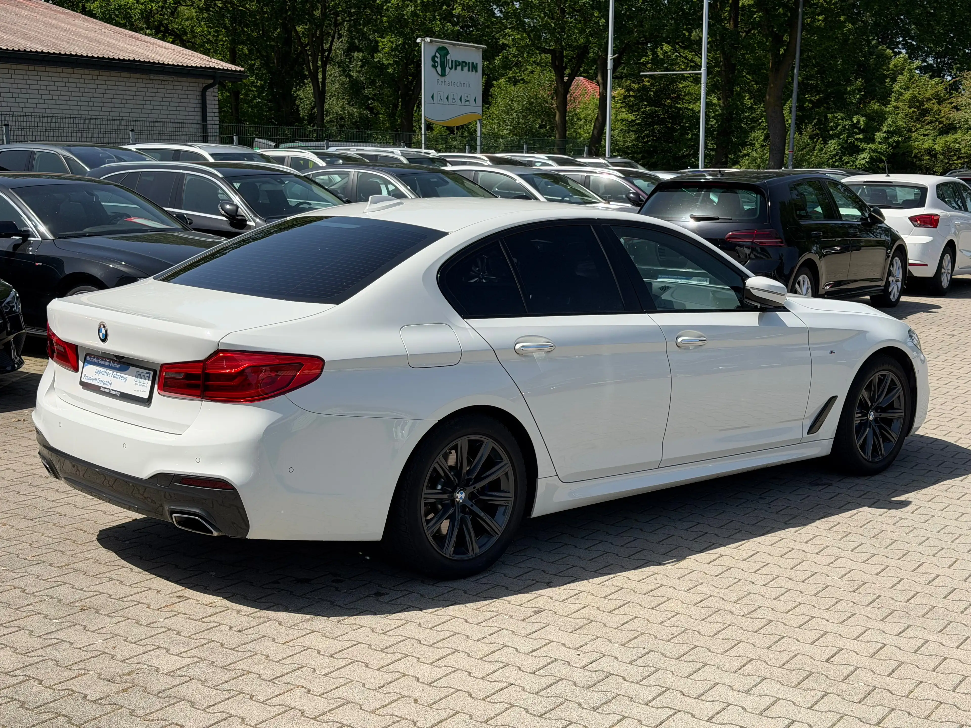 BMW 525 d M Sport *Head-up*Keyless*LED* — photo 6