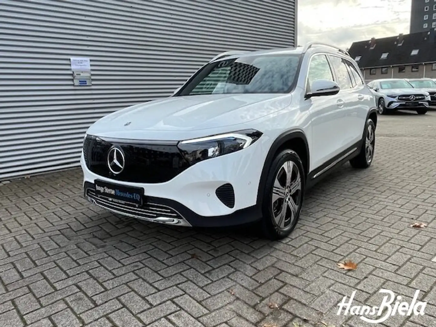 Mercedes-Benz EQB 350 EQB 350 4M ProgressiveAdv+/19"/Distr/Memory/360 Weiß - 2