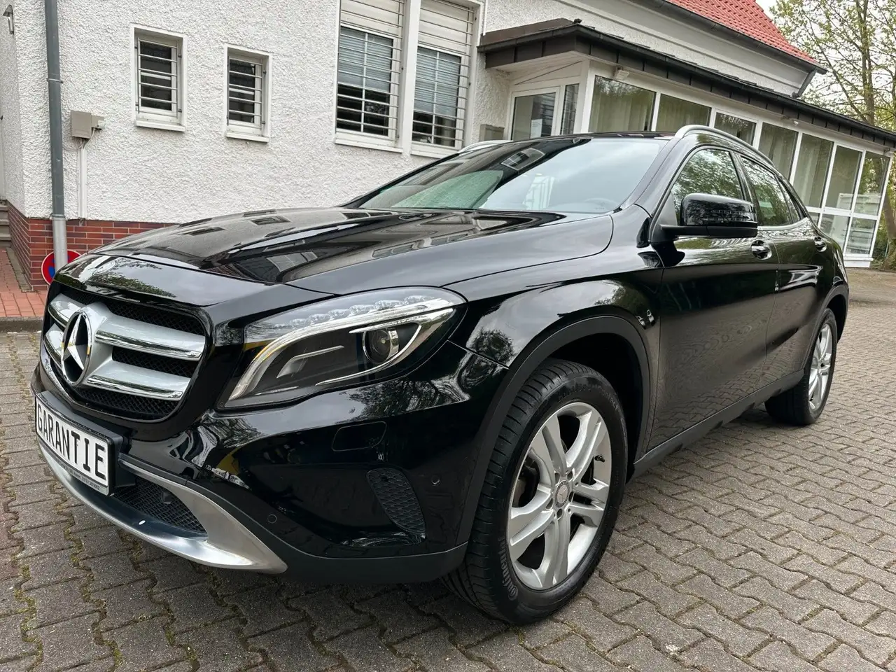 Mercedes-Benz GLA 200