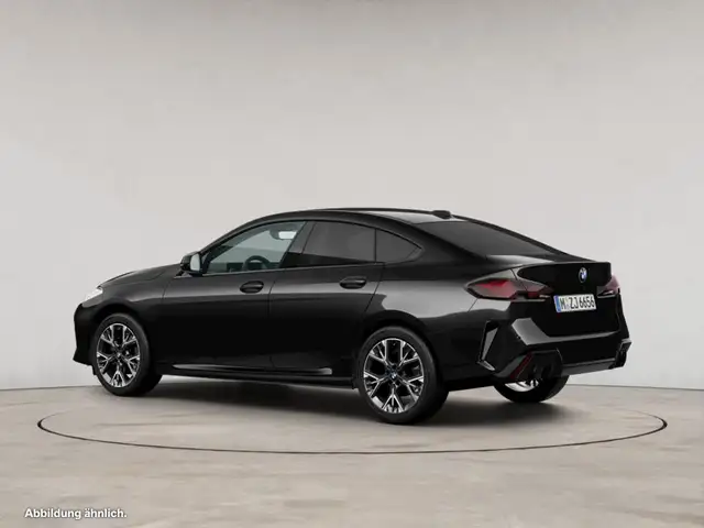 BMW 2 Series view 6