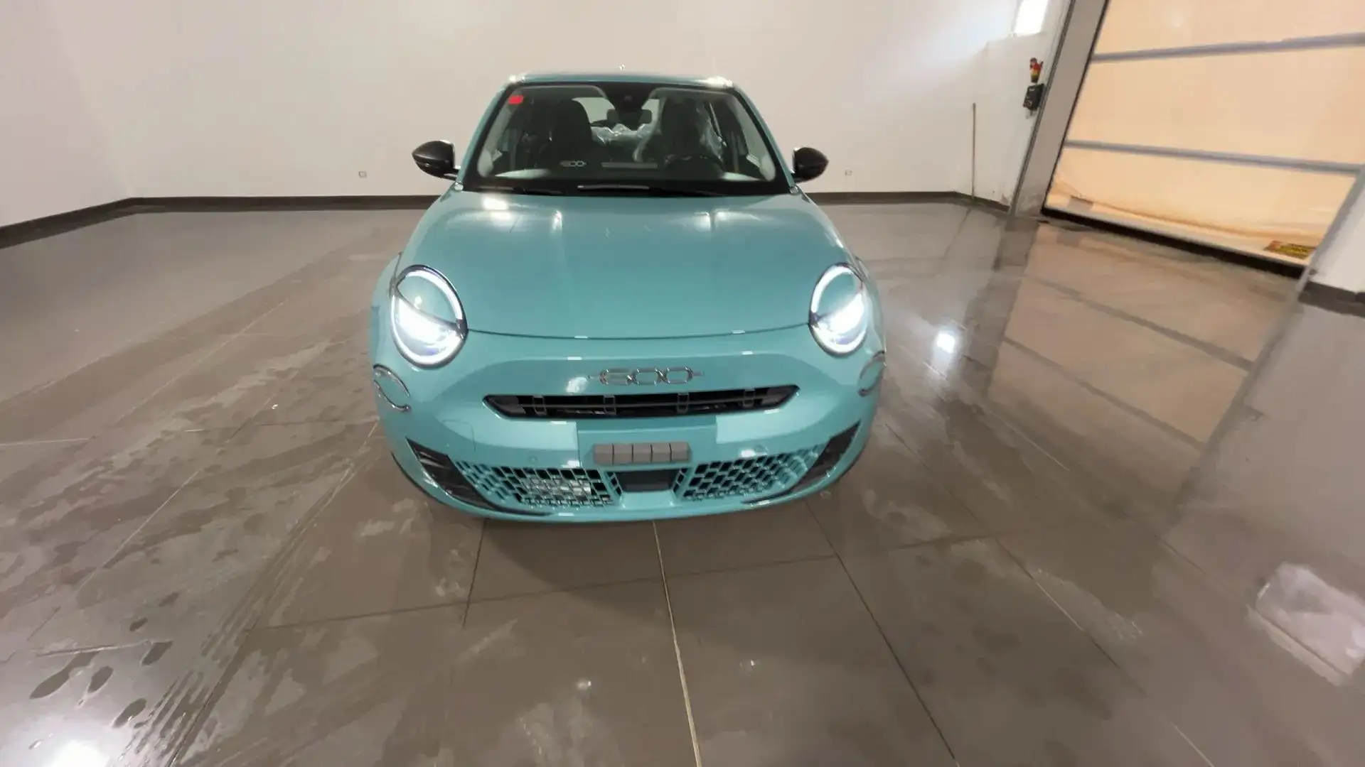 Fiat 600 600 1.2 Hybrid MHEV 100cv e-DCT Blu/Azzurro - 2