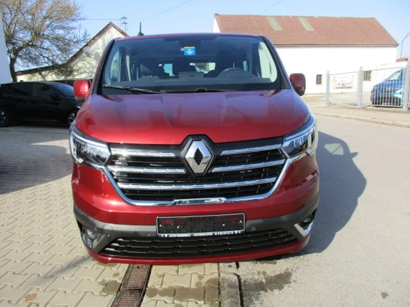Renault Trafic L1H1 3,0t 9 Sitze Life dci 150 Navi Kamera AHK Rouge - 2