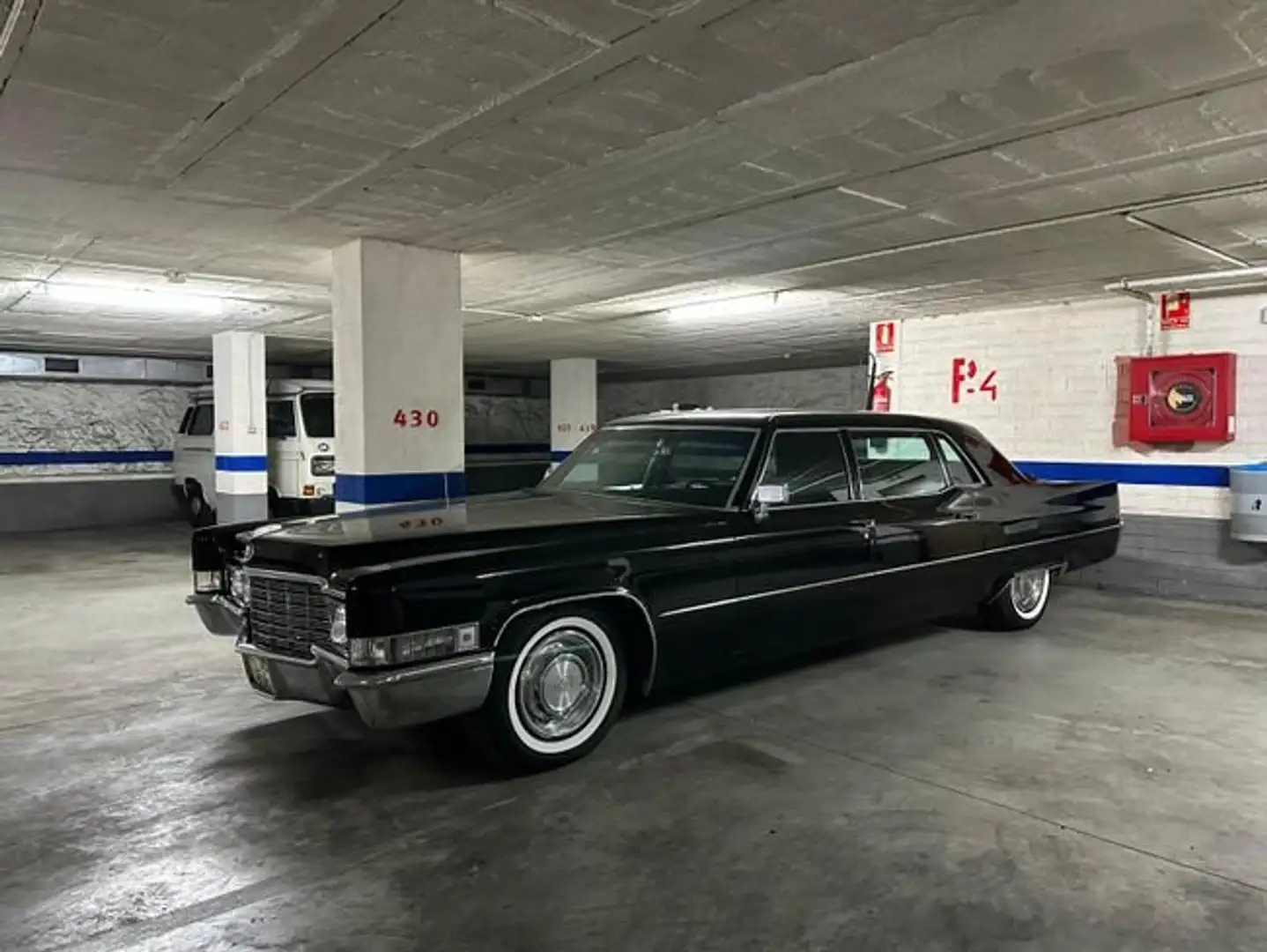 Cadillac Fleetwood 7.7cc V8 220cv 5p del 1969 Schwarz - 1