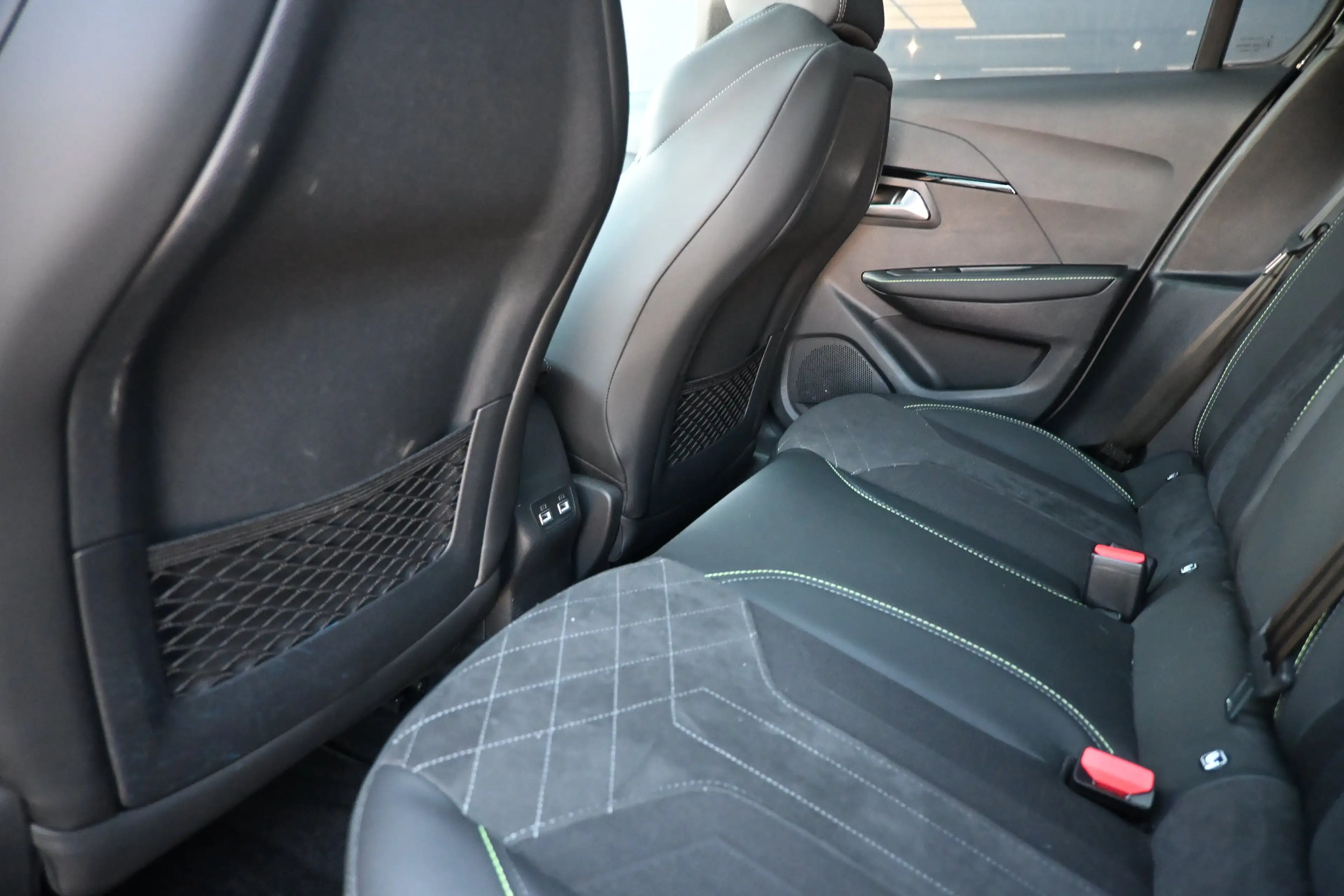 Peugeot e-208 EV GT Pack 50 kWh 3 Fase | Panoramadak | Stoelverw — photo 13
