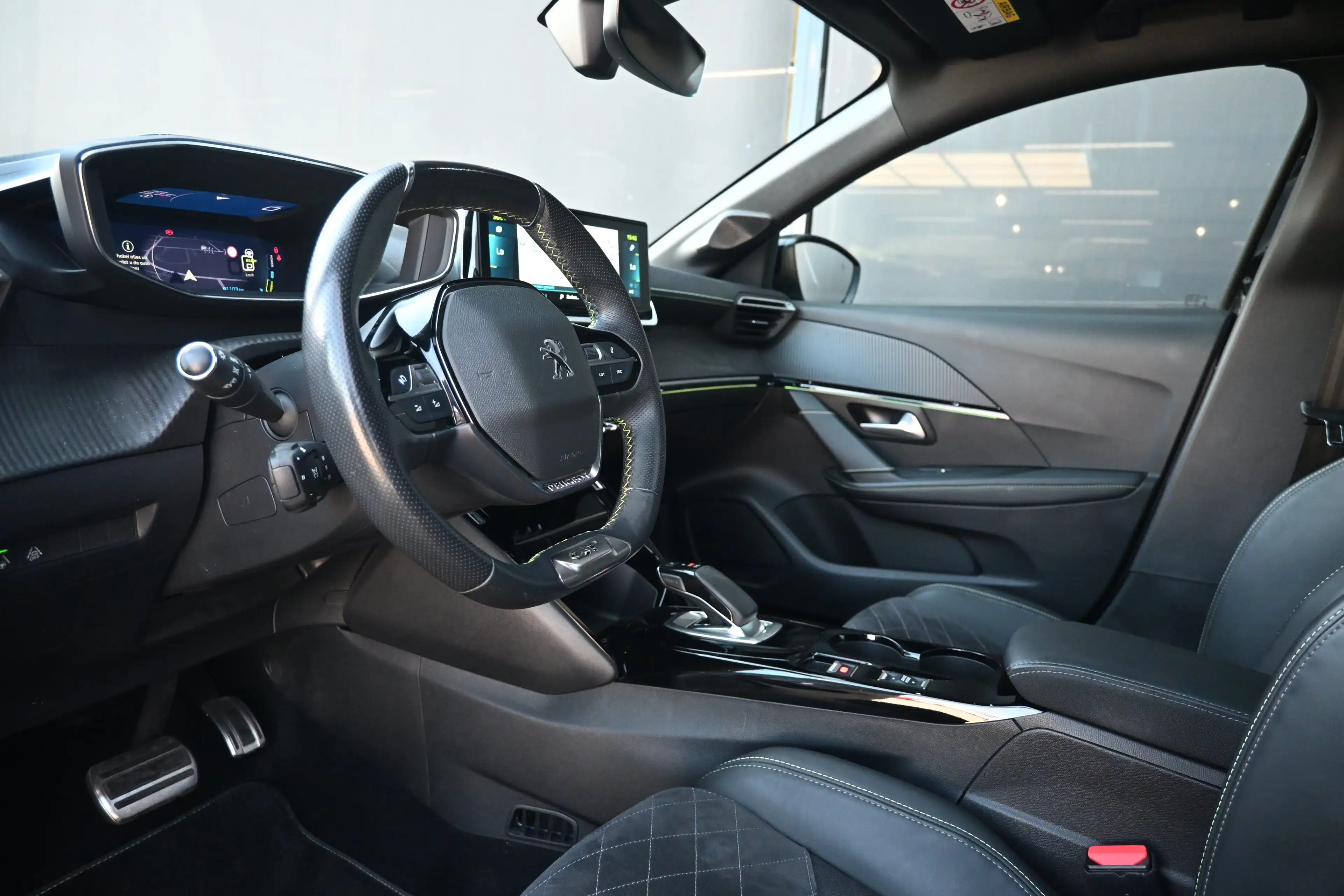 Peugeot e-208 EV GT Pack 50 kWh 3 Fase | Panoramadak | Stoelverw — photo 9