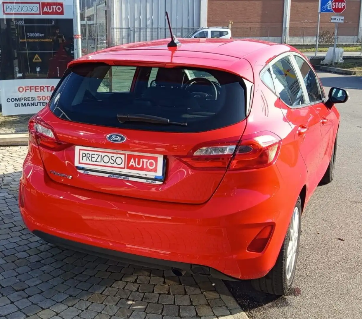 Ford Fiesta 1.5 EcoBlue 5 porte Connect Rosso - 2