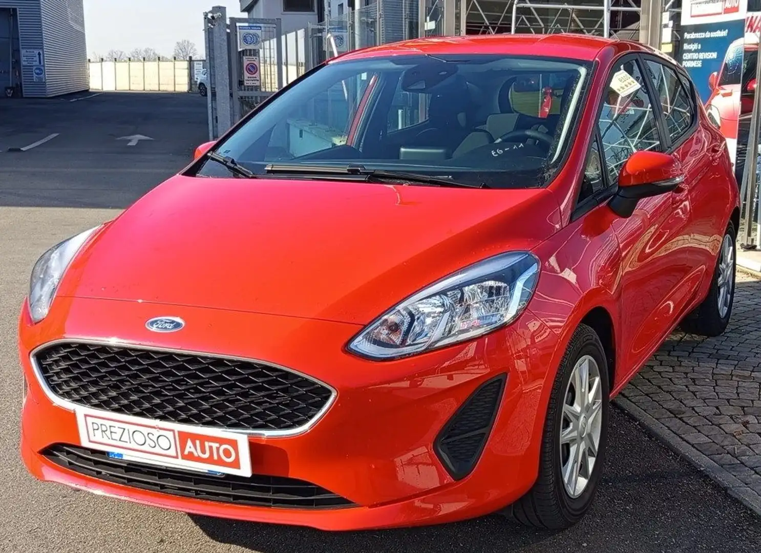 Ford Fiesta 1.5 EcoBlue 5 porte Connect Rosso - 1