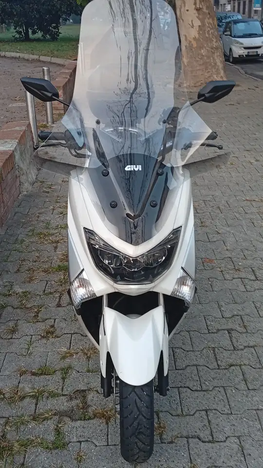 Yamaha NMAX