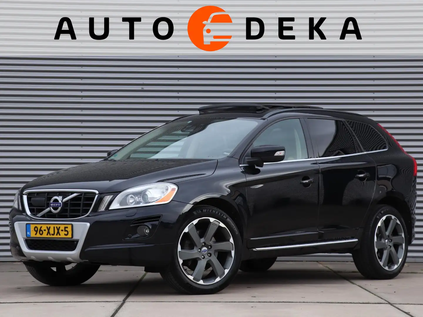 Volvo XC60 3.0 T6 AWD Summum *Panodak*Leder* Zwart - 1