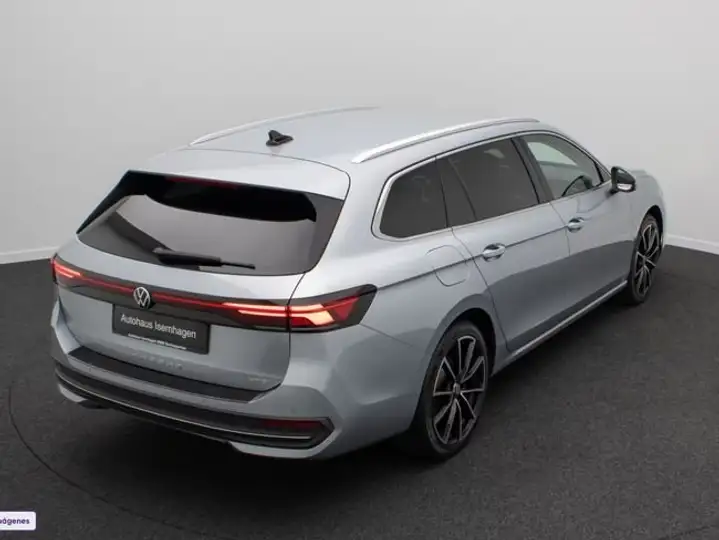 Volkswagen Passat 2024, foto 7