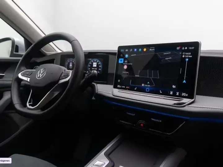 Volkswagen Passat 2024, foto 35