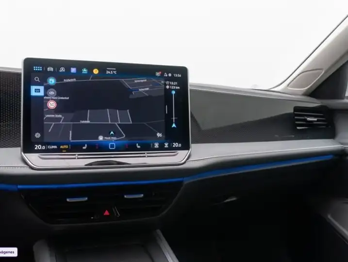 Volkswagen Passat 2024, foto 21