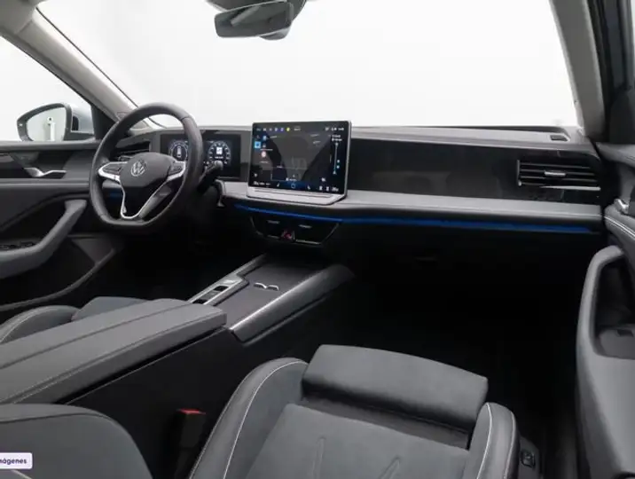 Volkswagen Passat 2024, foto 37