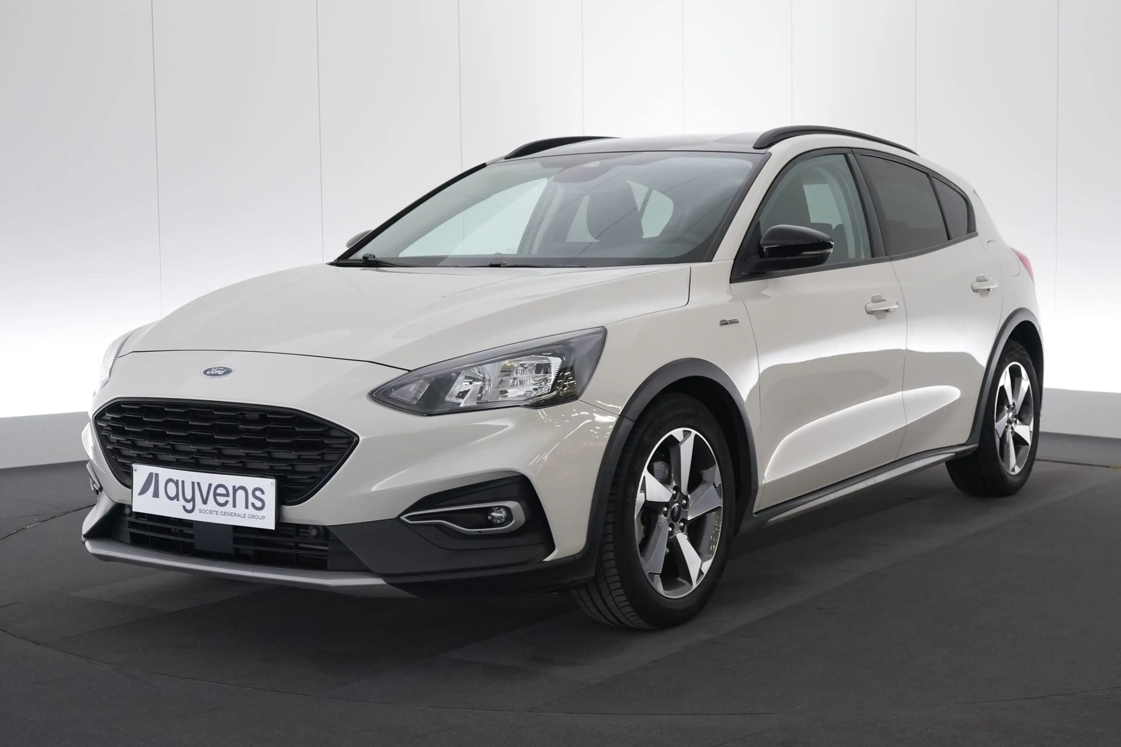 Ford Focus 1.0i EcoBoost MHEV Active LED GPS PDC CAM Verw. Ze