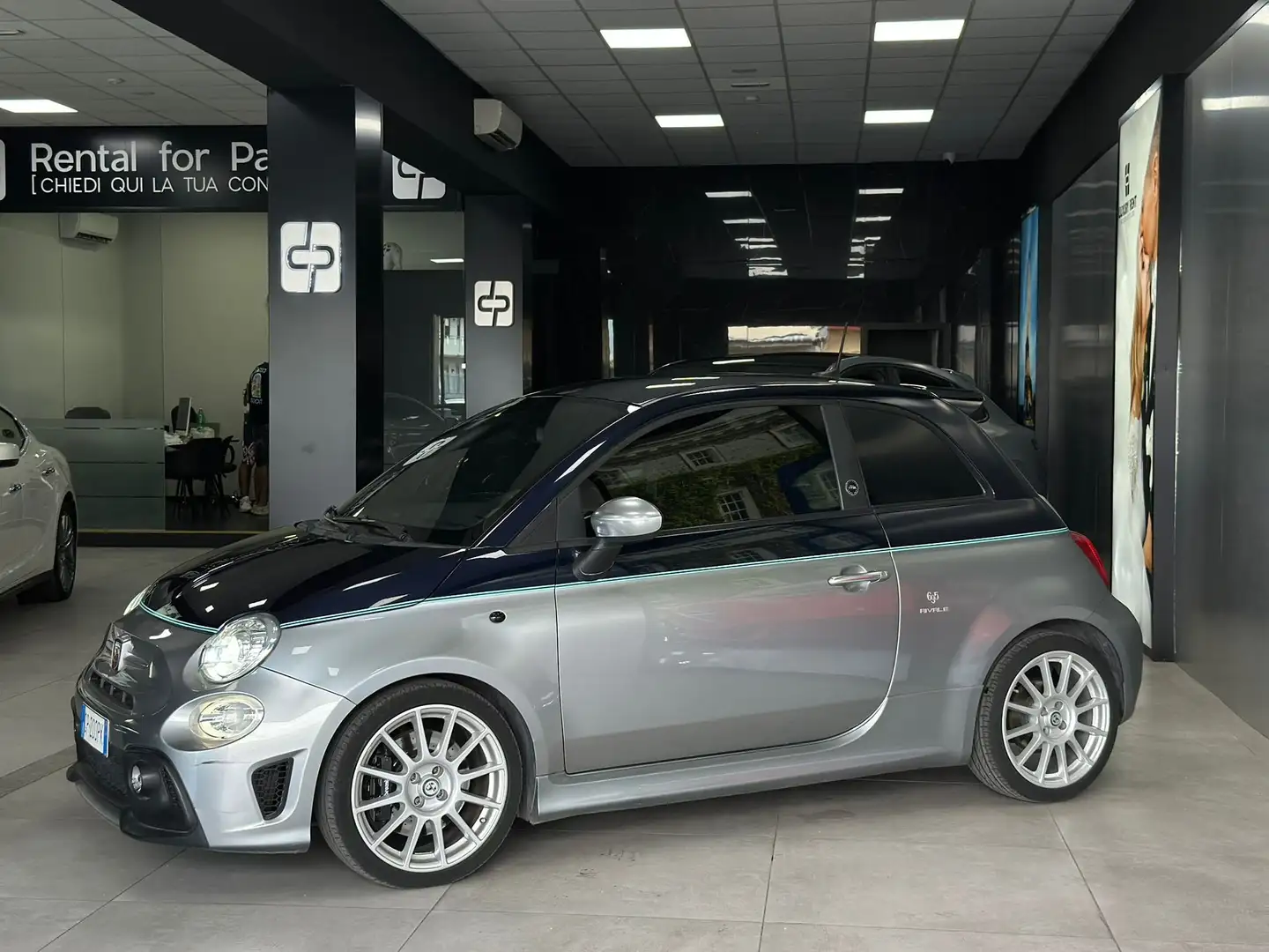 Abarth 695 695 1.4 16v Rivale 180cv auto Grigio - 1