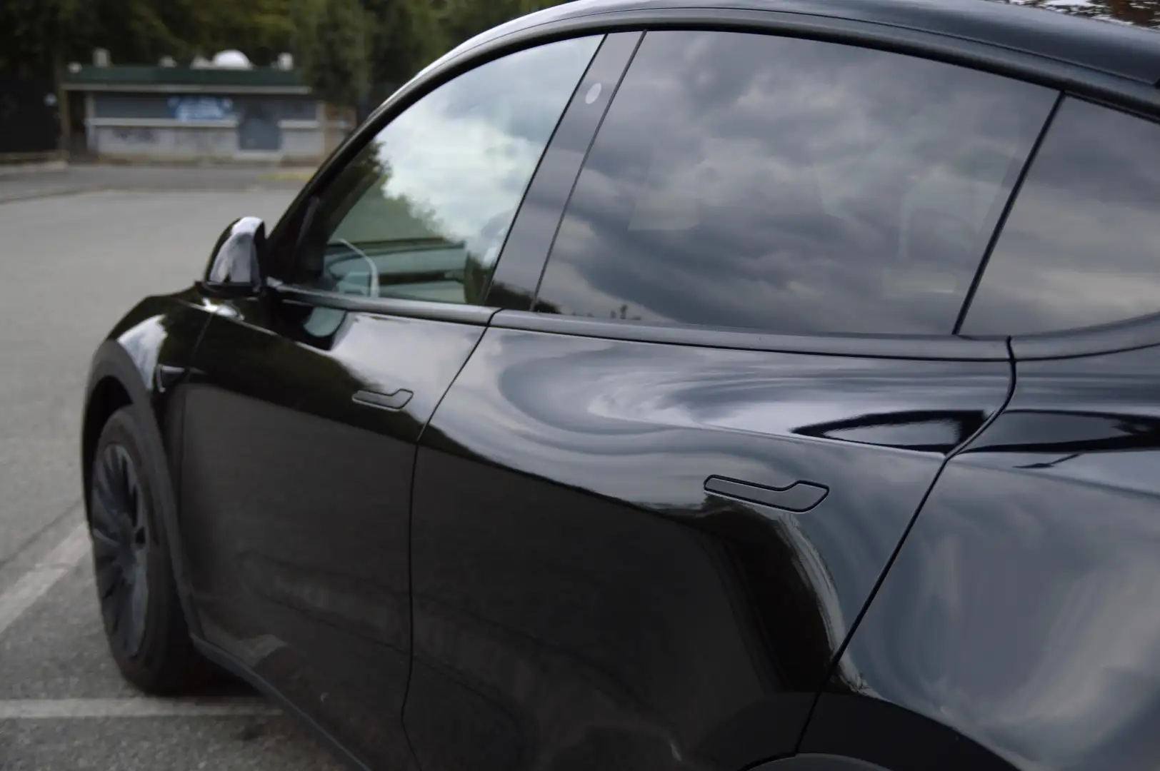 Tesla Model Y RWD - SUBENTRO LEASING PRIVATO Nero - 2