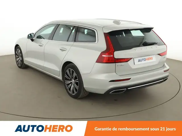 Volvo V60 view 4