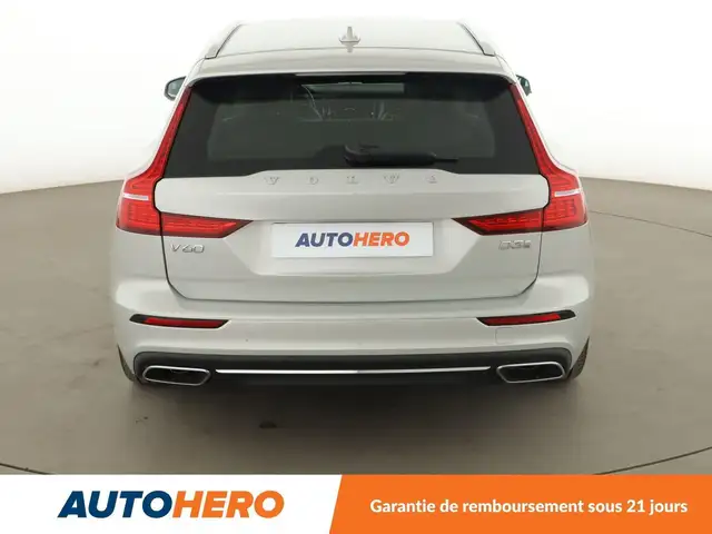 Volvo V60 view 5