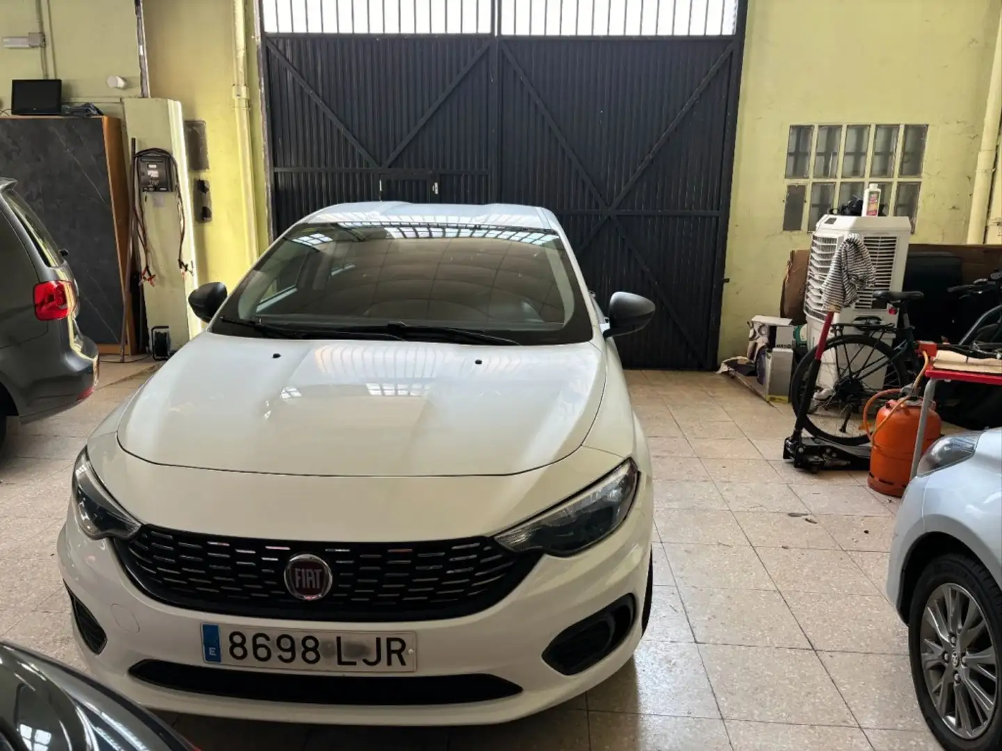 Fiat Tipo 1.3 Multijet City Cross 70KW Blanco - 1