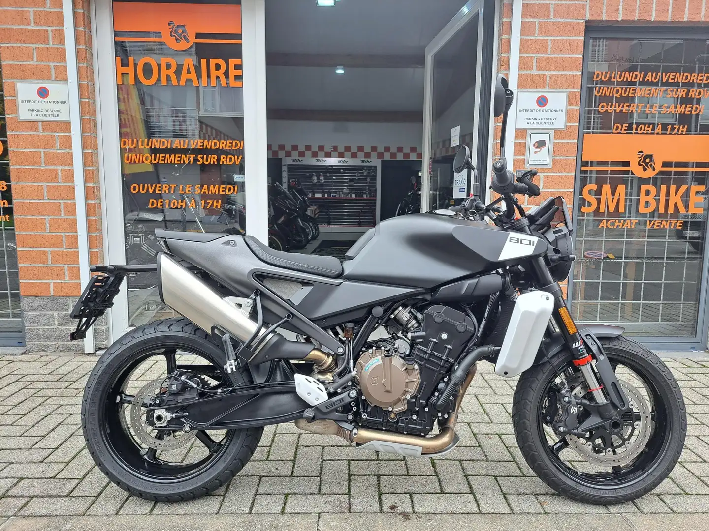 Husqvarna Svartpilen 801 Negro - 1