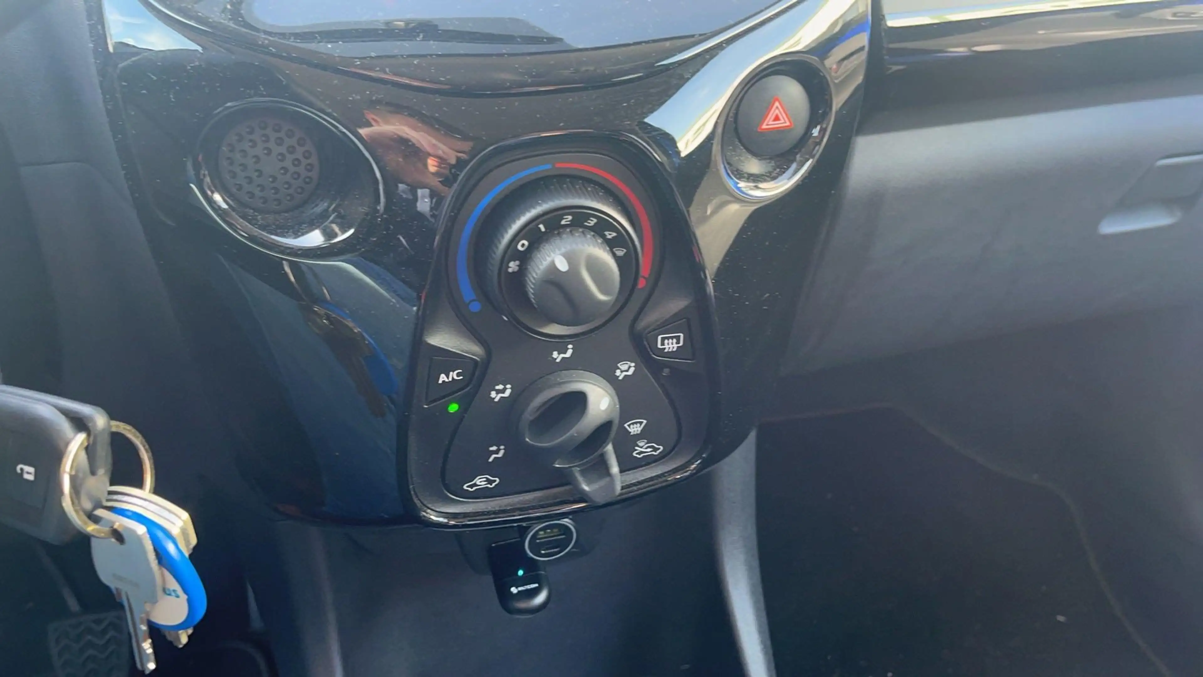 Citroen C1 1.0 VTi Urban Ride — photo 14