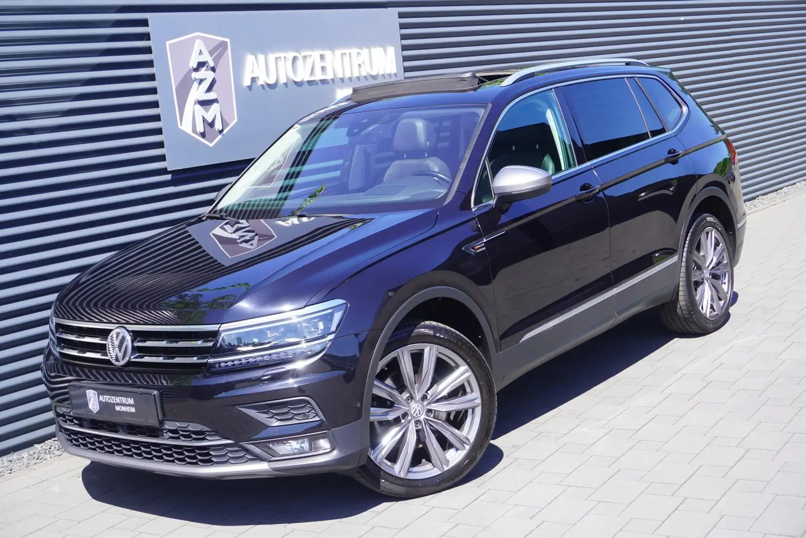 Volkswagen Tiguan Allspace 2.0 TDI DSG ALLRAD|HIGHLINE|PANO Nero - 1