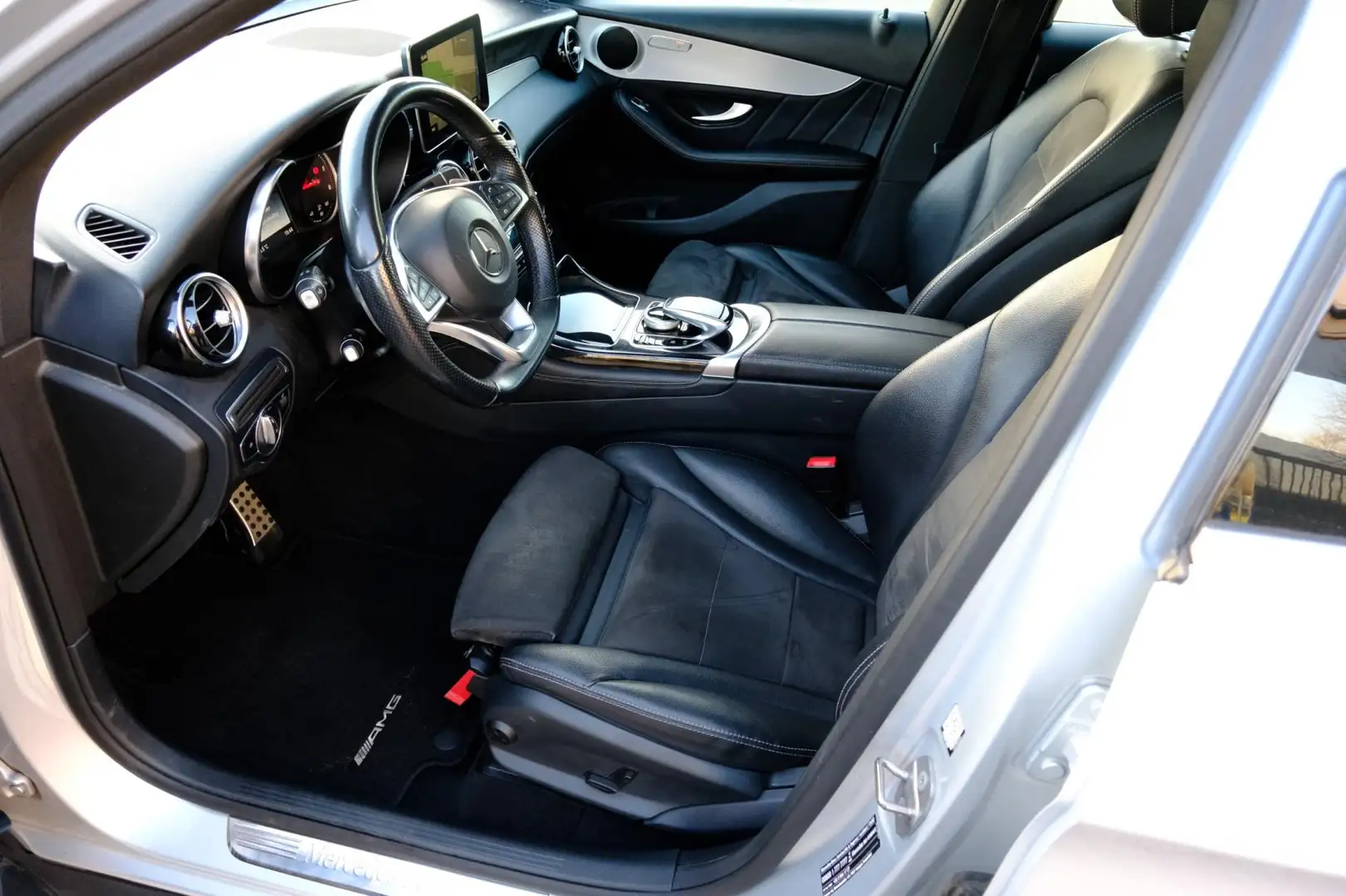 Mercedes-Benz GLC 250 d 204pk 4MATIC Sport Edition Aut. Leder-Alcantara| Grijs - 2