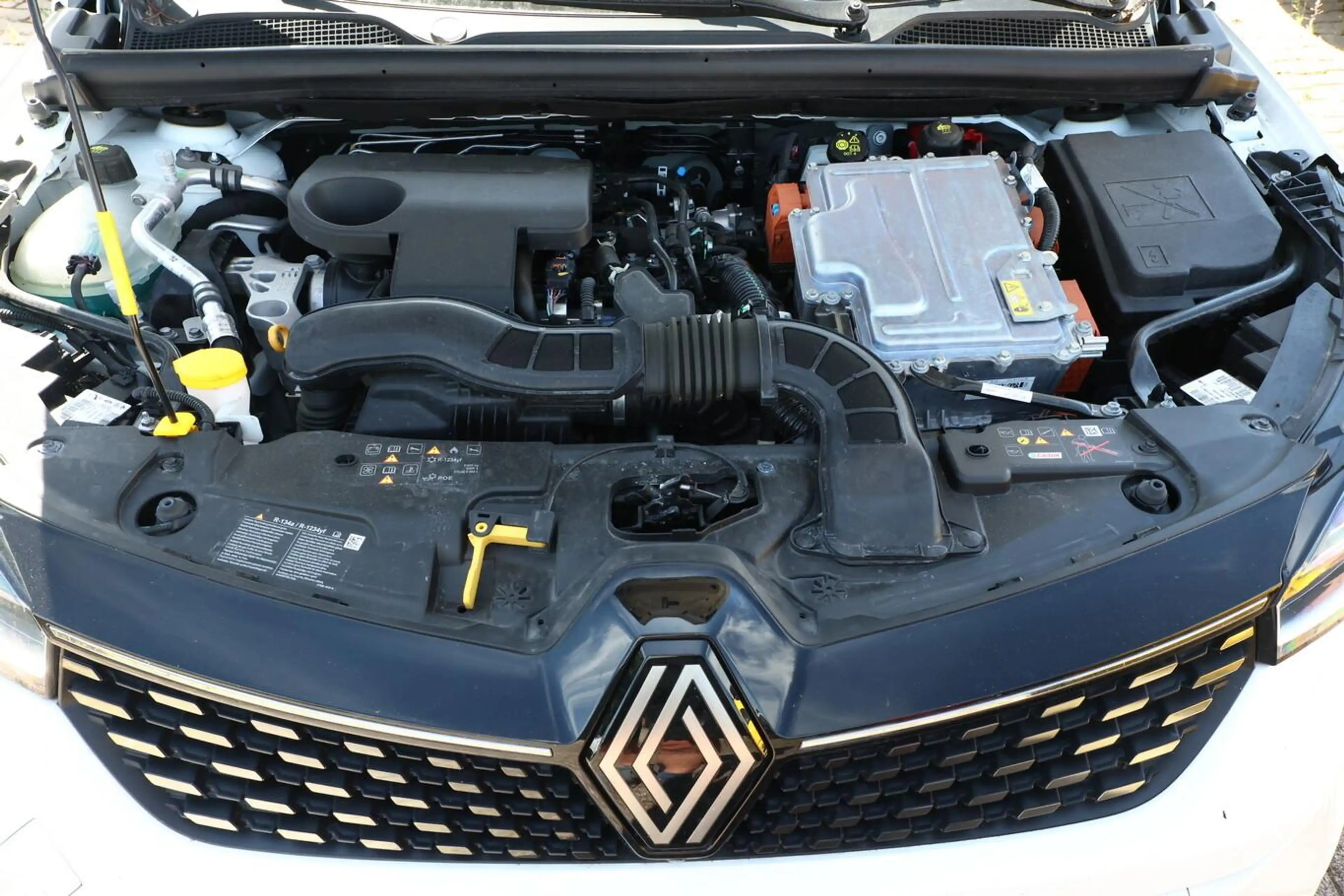 Renault Clio Techno V 1.6 E-TECH Hybrid 145 LED 360° PDC 69 ... — photo 10