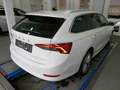 Skoda Octavia Combi 2.0 TDI STYLE AHK NAVI PDC SITZHZG Weiß - thumbnail 2