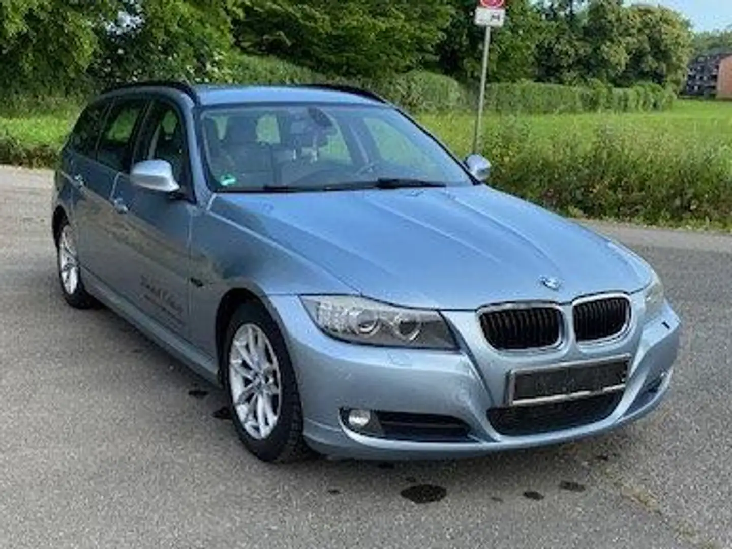 BMW 320 320d Blau - 2