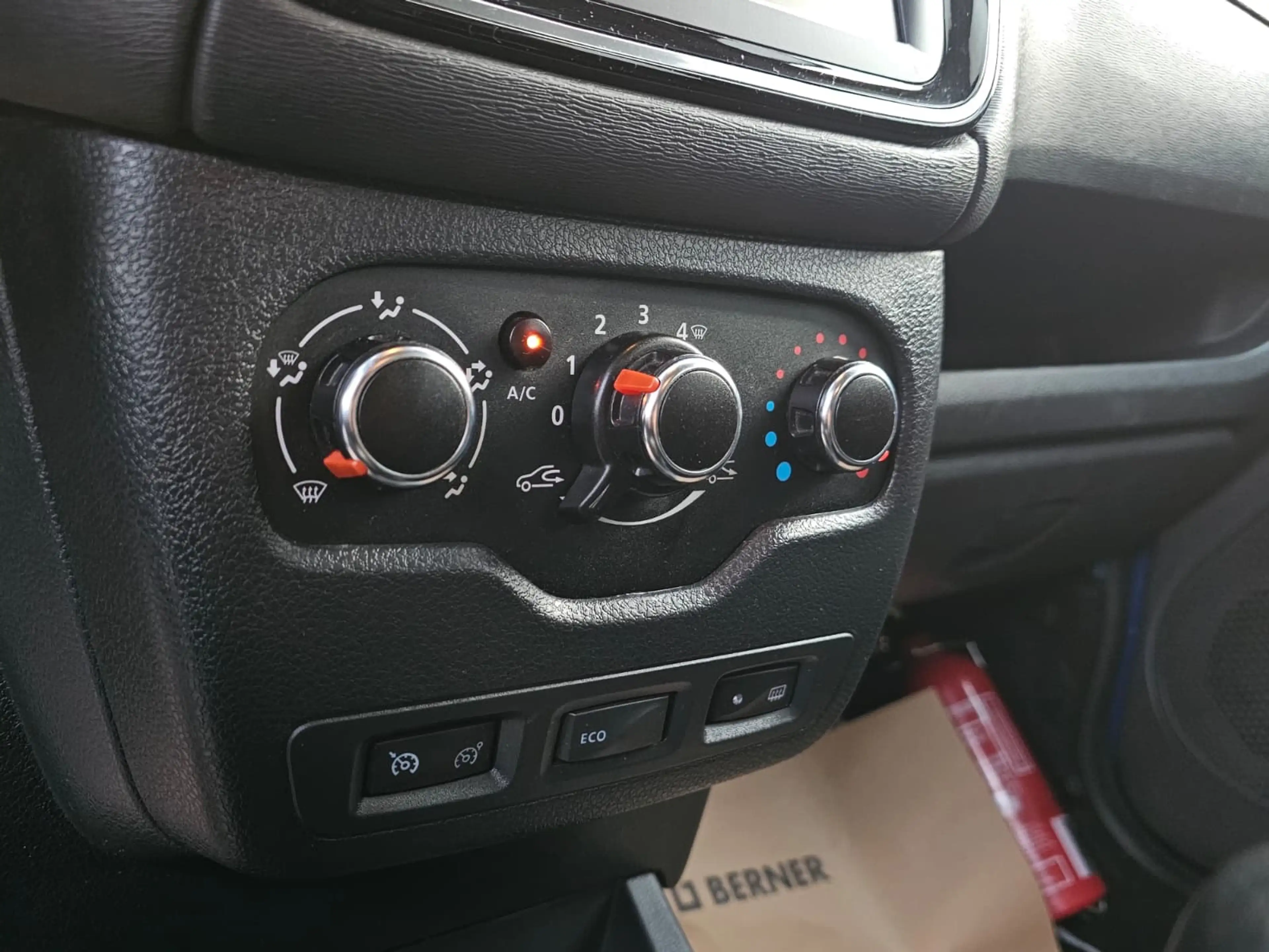 Dacia Lodgy Stepway 1.3 TCe * 7 PLACES * 1 MAIN * AN 2021 * — photo 15