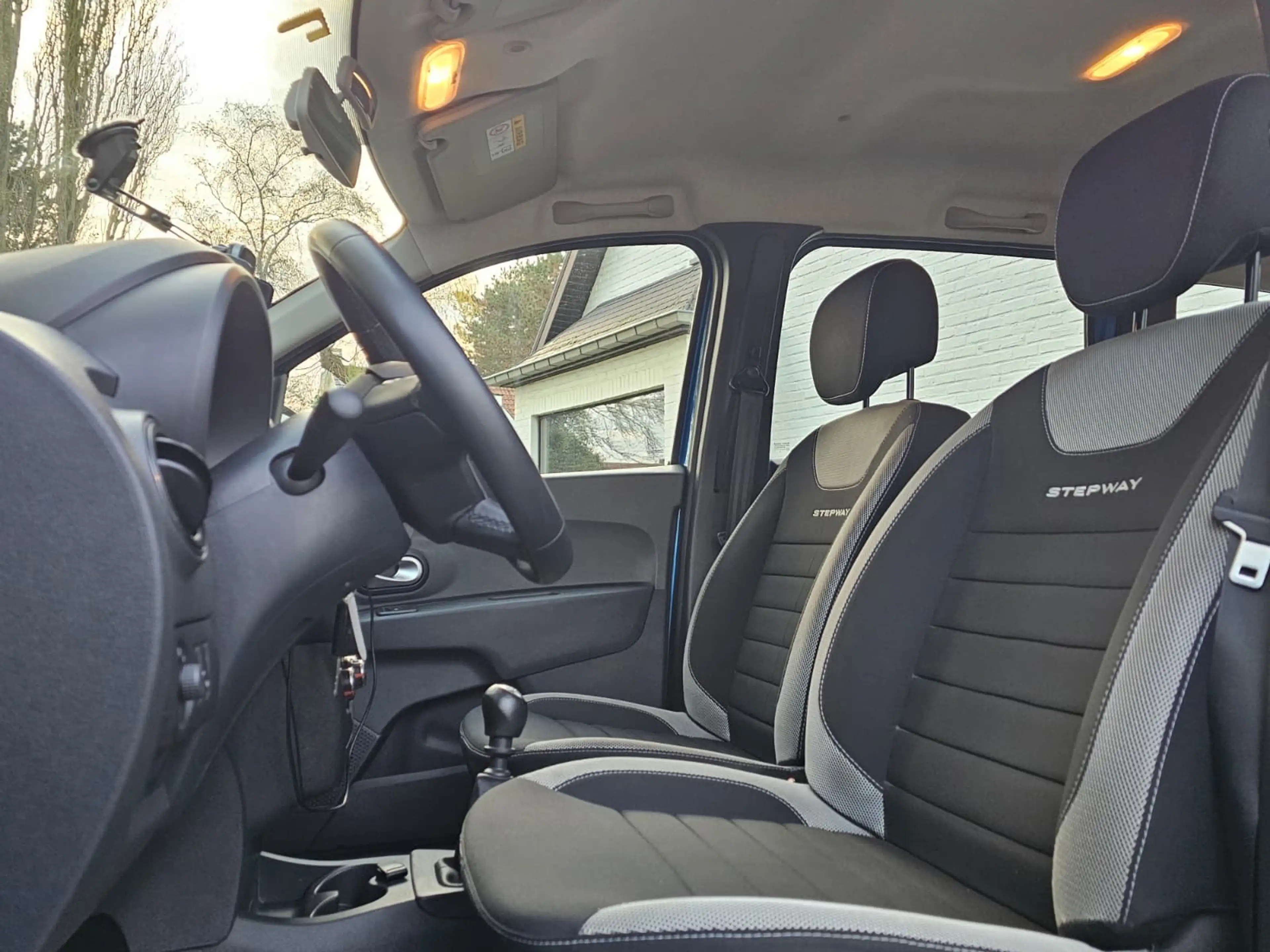 Dacia Lodgy Stepway 1.3 TCe * 7 PLACES * 1 MAIN * AN 2021 * — photo 6