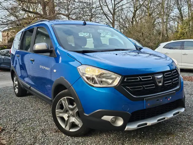Dacia Lodgy Stepway 1.3 TCe * 7 PLACES * 1 MAIN * AN 2021 *